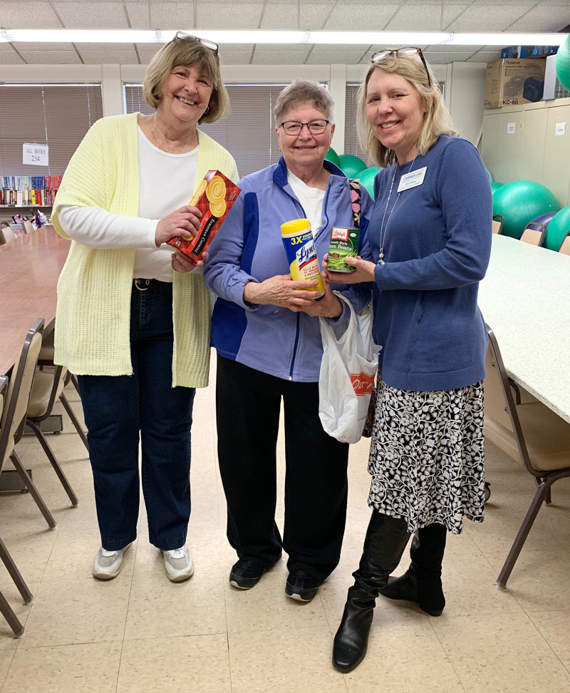 kris cleary of carrier law with northview senior center bingo participants